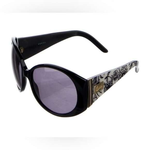 2 ITEM BUNDLE - Gucci Oversized Sunglasses - Gucci Stiletto Heels - Black - 7.5 - Picture 2 of 14